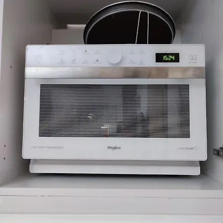 Royal Solny Z Aneksem, Klimatyzacja I Konsola Ps4 W Z Krytym Basenem, Sauna I 아파트호텔 코워브제크