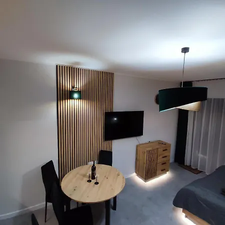 Royal Solny Z Aneksem, Klimatyzacja I Konsola Ps4 W Z Krytym Basenem, Sauna I 아파트호텔