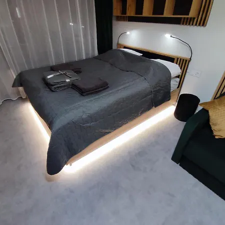 Royal Solny Z Aneksem, Klimatyzacja I Konsola Ps4 W Z Krytym Basenem, Sauna I