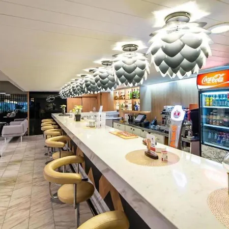 Royal Solny Z Aneksem, Klimatyzacja I Konsola Ps4 W Z Krytym Basenem, Sauna I 3* 코워브제크